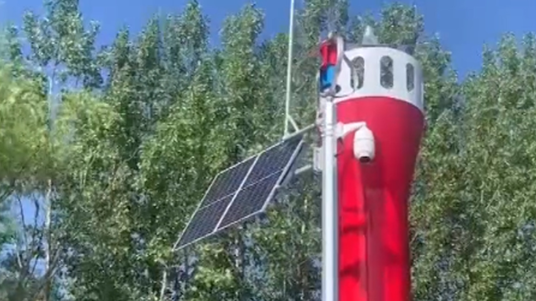 Гибридная солнечно-ветровая энергосистема установленная на Большом канале Цзин-Ханг